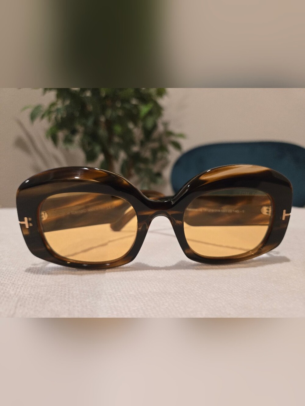 TOM FORD  FT1219 Womens Sunglasses Shiny Brown & GOLD HAVANA Size- 53:23:140MM